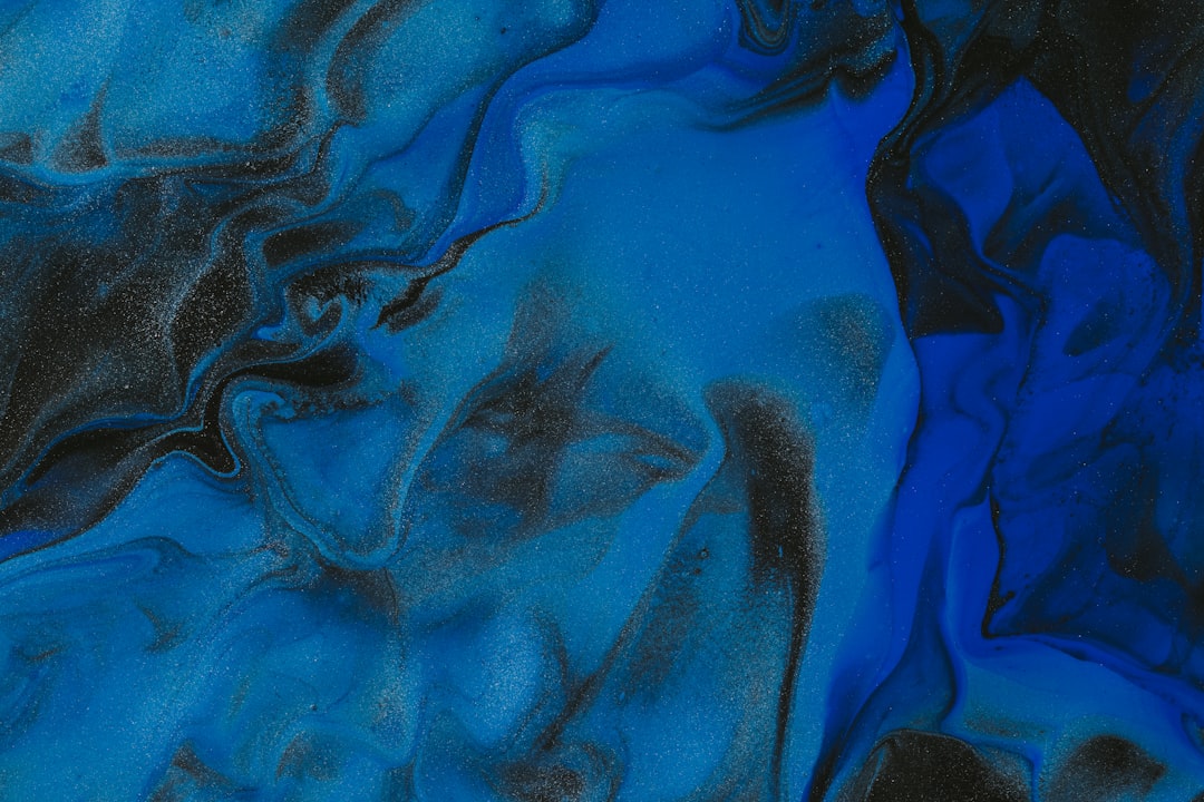 entdecken sie die welt der abstraktion: kunst, konzepte und kreative ausdrucksformen, die über das sichtbare hinausgehen.