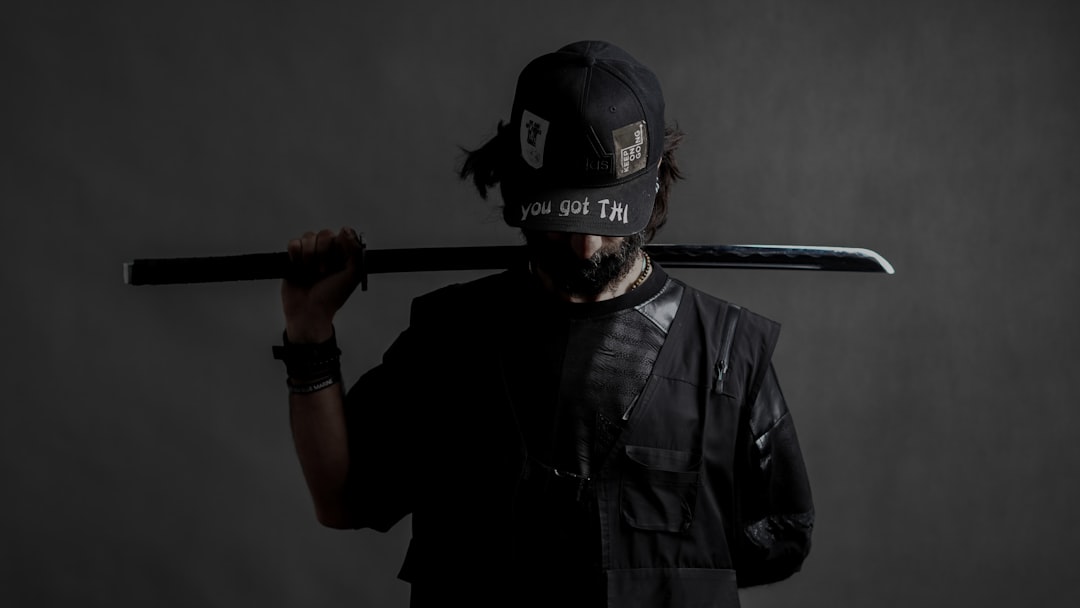 entdecken sie das geschätzte vermögen von bushido, dem berühmten deutschen rapper, und erfahren sie mehr über sein einkommen, seine erfolge und sein finanzielles standing.